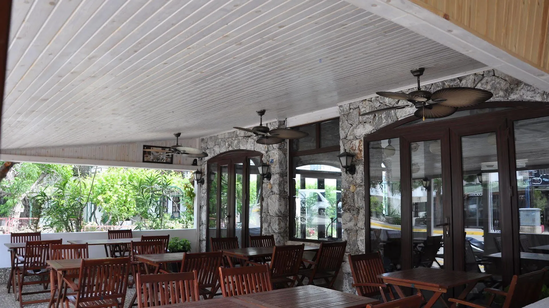 Pisces Hotel Turunc Bed & Breakfast